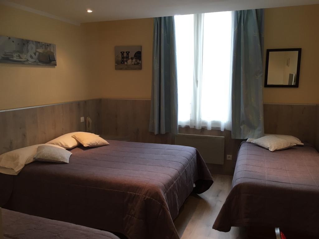 Hotel & Restaurant Le Cardinal Poix-de-Picardie Eksteriør bilde